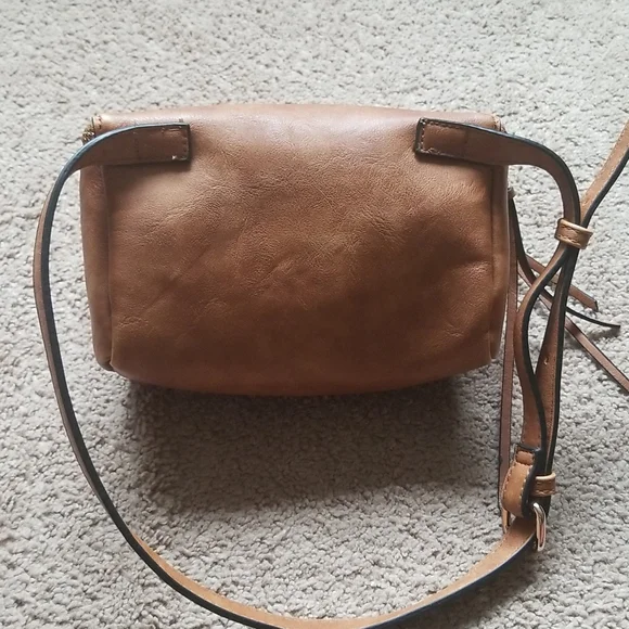 Moda Luxe cognac adjustable waist bag with tassles - Picture 2 of 7